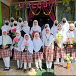 Kashmir schools re-open after 95 day winter break
