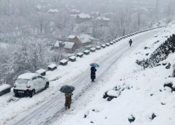 Inclement weather forces closure of schools in twin districts of Pir Panjal