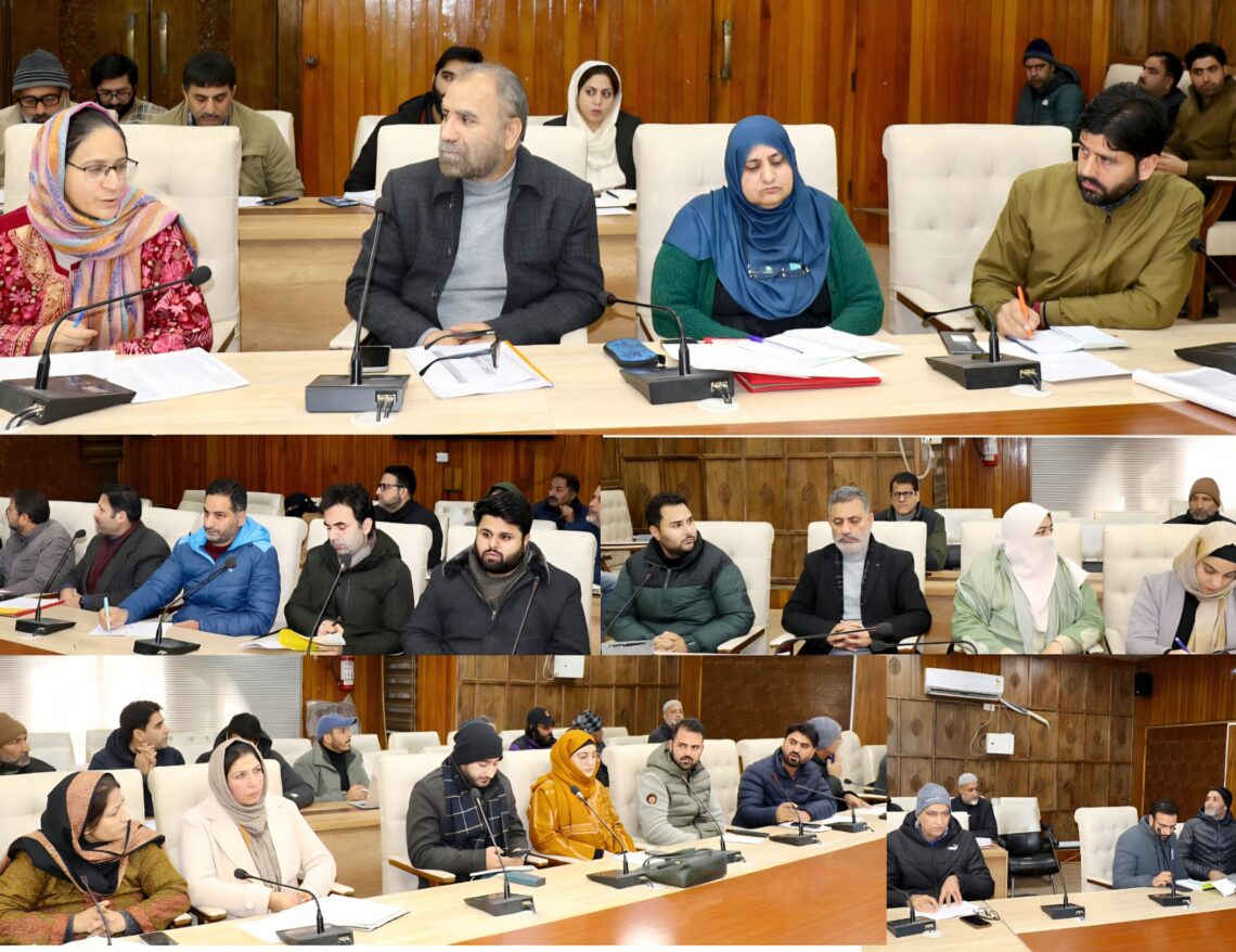 DC Srinagar reviews progress on saturation of Government flagship schemes in rural areas of District