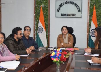 DC Udhampur reviews implementation of PM Shram Yogi Maandhan scheme