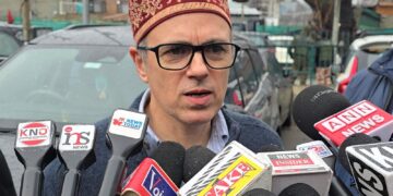 Snowfall Brings Relief, Challenges: CM Omar Abdullah Snowfall Brings Relief, Challenges: CM Omar Abdullah