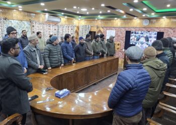 District Administration Kupwara Observes Two-Minute Silence to Honour Freedom Martyrs
