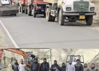 J&K Police seize machinery and vehicles involved in Illegal Mining in Baramulla