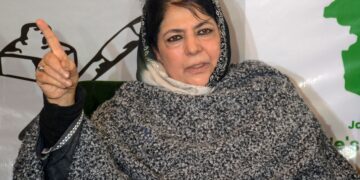 Mehbooba Mufti flags crisis as 12,000 paramedical graduates await registration Mehbooba Mufti flags crisis as 12,000 paramedical graduates await registration