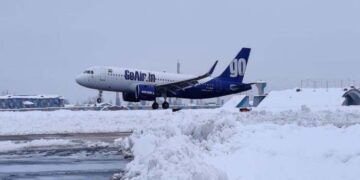 Flight operations resume in Kashmir Flight operations resume in Kashmir