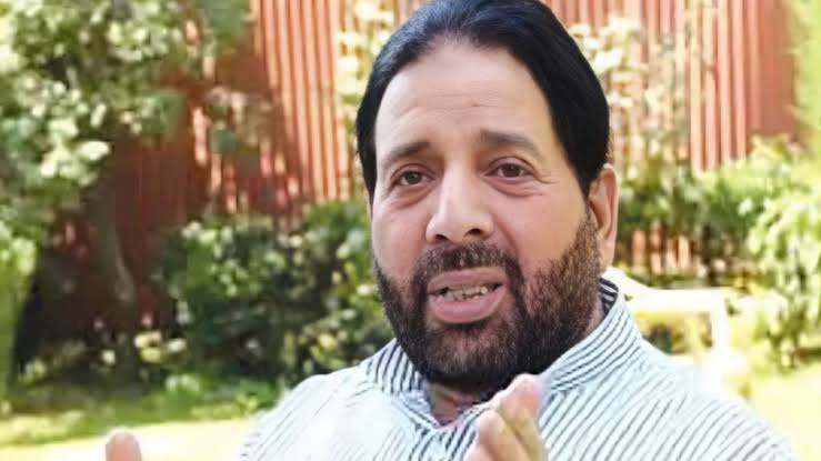 Hakeem Yaseen warns divisive politics could trigger counter-demands in Kashmir, urges Centre to safeguard J&K unity Hakeem Yaseen warns divisive politics could trigger counter-demands in Kashmir, urges Centre to safeguard J&K unity