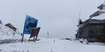 Snow accumulation blocks Mughal Road, clearance work underway