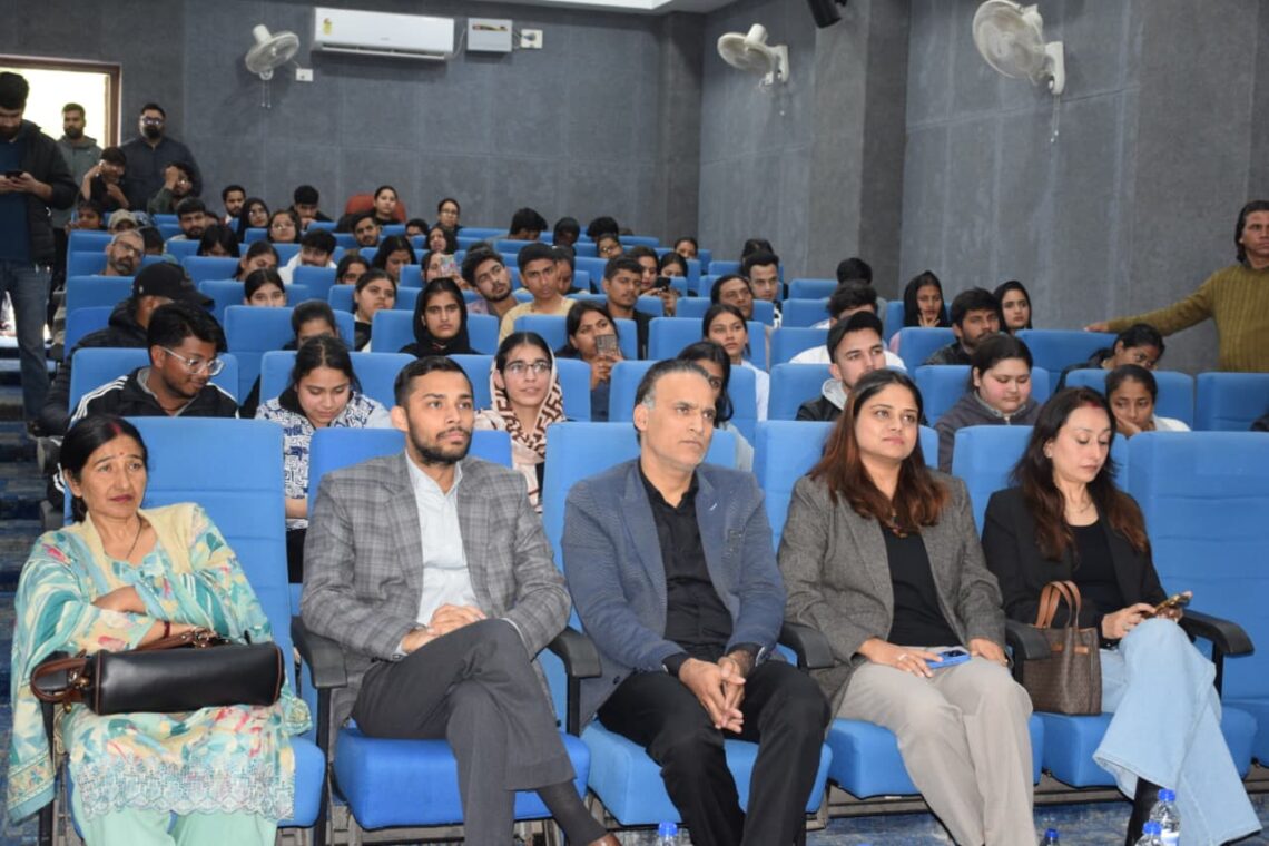 DIPR organises day long workshop ‘CINE CONNECT’ on Cinema Art at Jammu