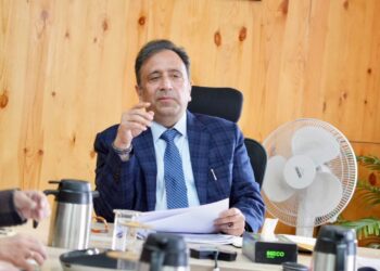 Chief Secretary reviews Hon’ble LG action tracker status in Leh