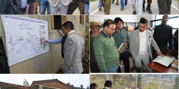 DC Kulgam visits Manzgam; Reviews Healthcare and Education facilities