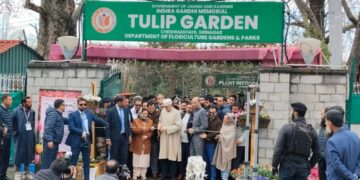 CM Omar Abdullah Inaugurates Asia’s Largest Tulip Garden in Srinagar, Heralds Spring Tourism Season