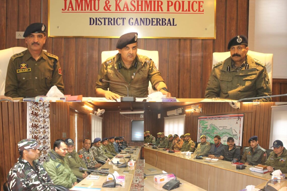 SSP GANDERBAL HOLDS SECURITY REVIEW MEETING AT GANDERBAL