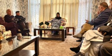 Mehbooba Reviews Party Affairs, Discusses Current Situation with PDP Leadership Mehbooba Reviews Party Affairs, Discusses Current Situation with PDP Leadership