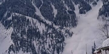 Avalanche strikes Tulail in Gurez, no casualties reported