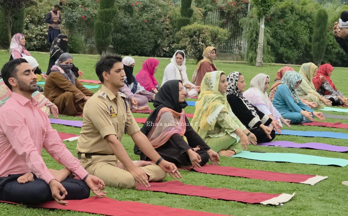 Yoga Session Organised in Ganderbal Under Nasha Mukt Bharat Abhiyan