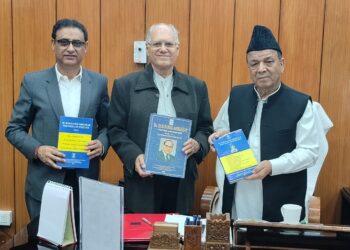 Bhartiya Dalit Sahitya Academy delegation calls on Speaker JKLA