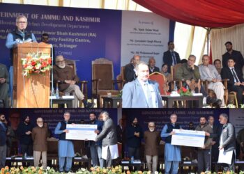 CM Omar Abdullah dedicates ₹3.17 crore community hall at Umerhair, Buchpora to the public