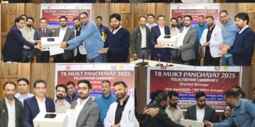 DC Srinagar hands over IOCL sponsored Truenat machines, AI based X-ray units to major City Hospitals to strengthen TB screening & Testing DC Srinagar hands over IOCL sponsored Truenat machines, AI based X-ray units to major City Hospitals to strengthen TB screening & Testing