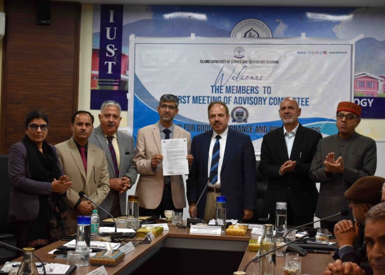 IUST Signs MoU with CGG Hyderabad to Advance Governance and Policy Research