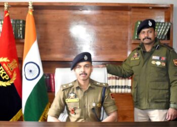 Police Bids warm farewell to Outgoing SSP Budgam