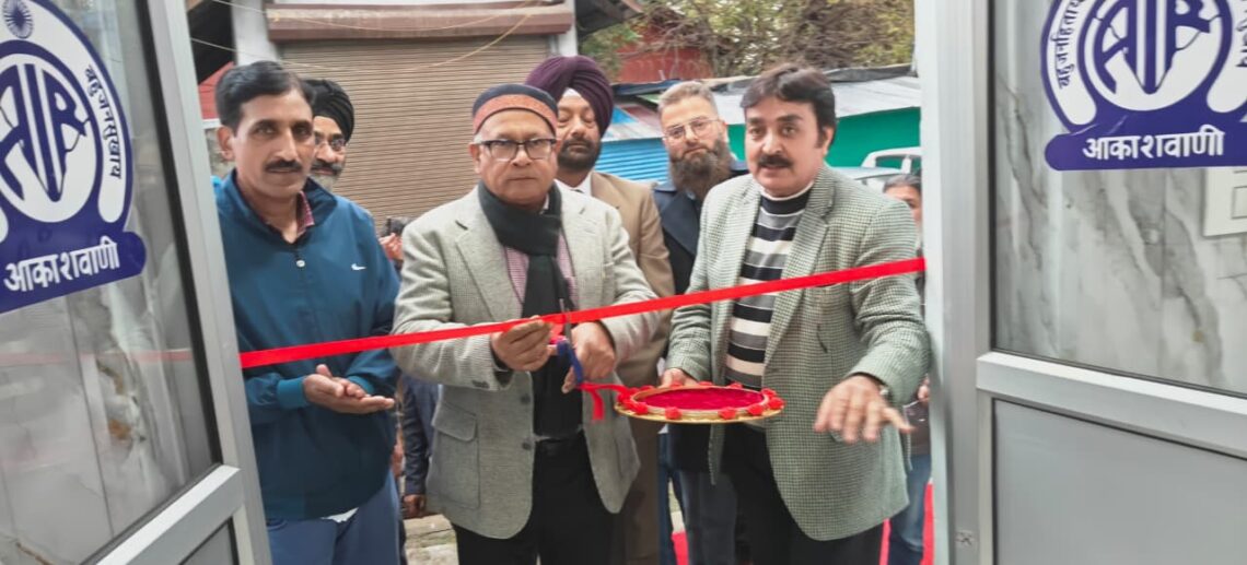 Additional Director General (North Zone), Prasar Bharati Reviews Functioning of Akashvani and Doordarshan Srinagar