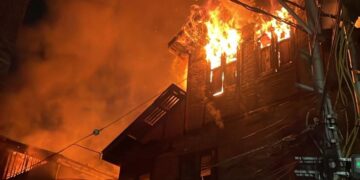 Five Houses Damaged in Srinagar Pre-Dawn Fire, Gas Cylinder Blasts Intensify Blaze