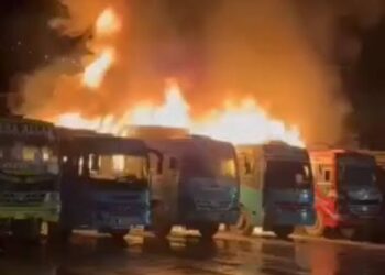 Six buses damaged in Kupwara midnight blaze, no injuries