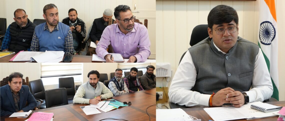 DC Ganderbal reviews progress of Census Operations, sets timelines for key activities