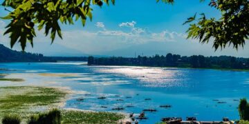 The Supreme Gem of Kashmir: Manasbal Lake and the Whispers of Jharokha Bagh